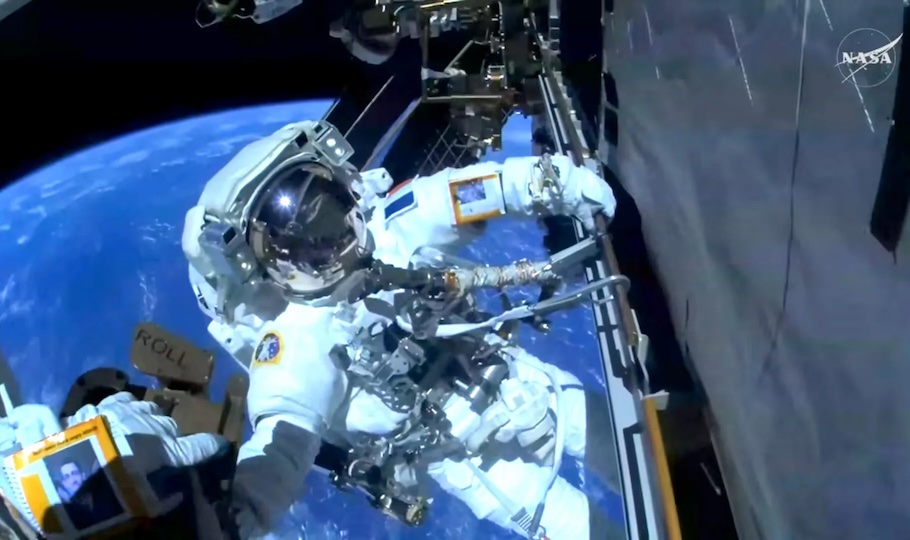 Sophie Adenot dans l'espace
